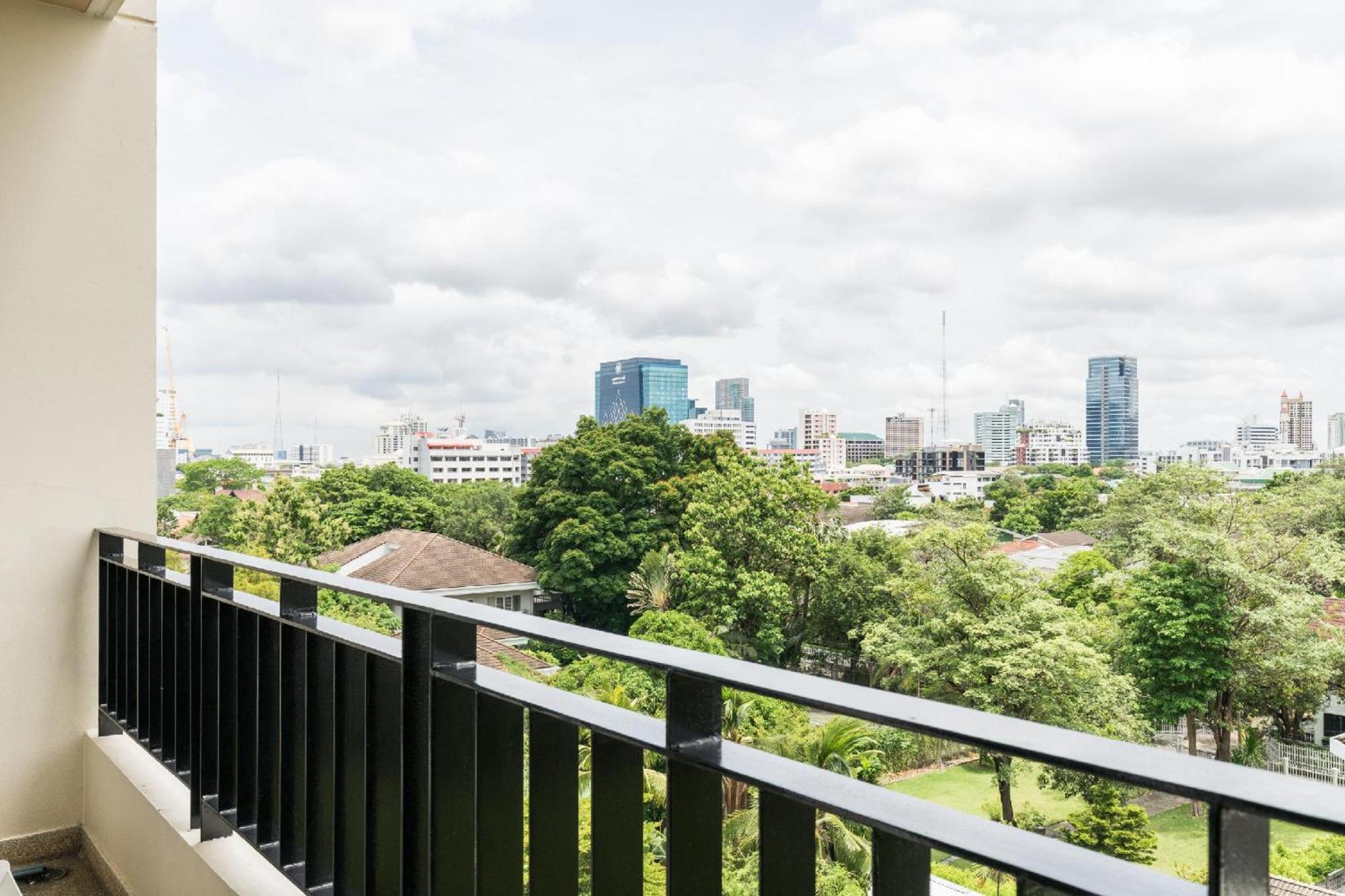Bangkok Patio Bts Sanam Pao Aparthotel Luaran gambar